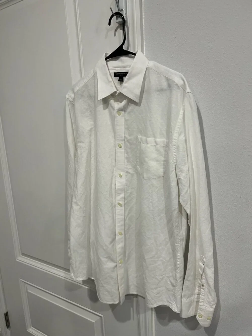 Banana Republic Large Mens White Slim Fit Button-Up Shirt Classic Minimalist